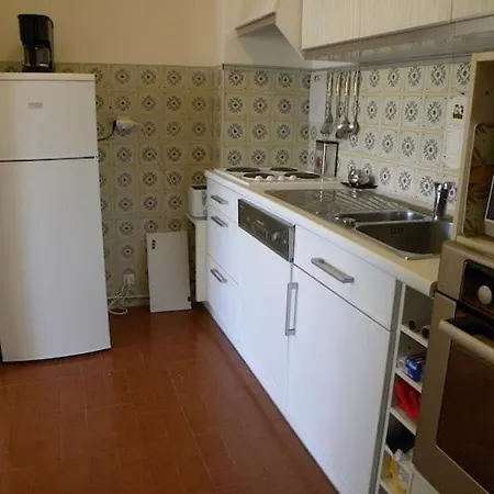 T2, Centre Village, Belle Terrasse Proche Plages Apartment Cassis